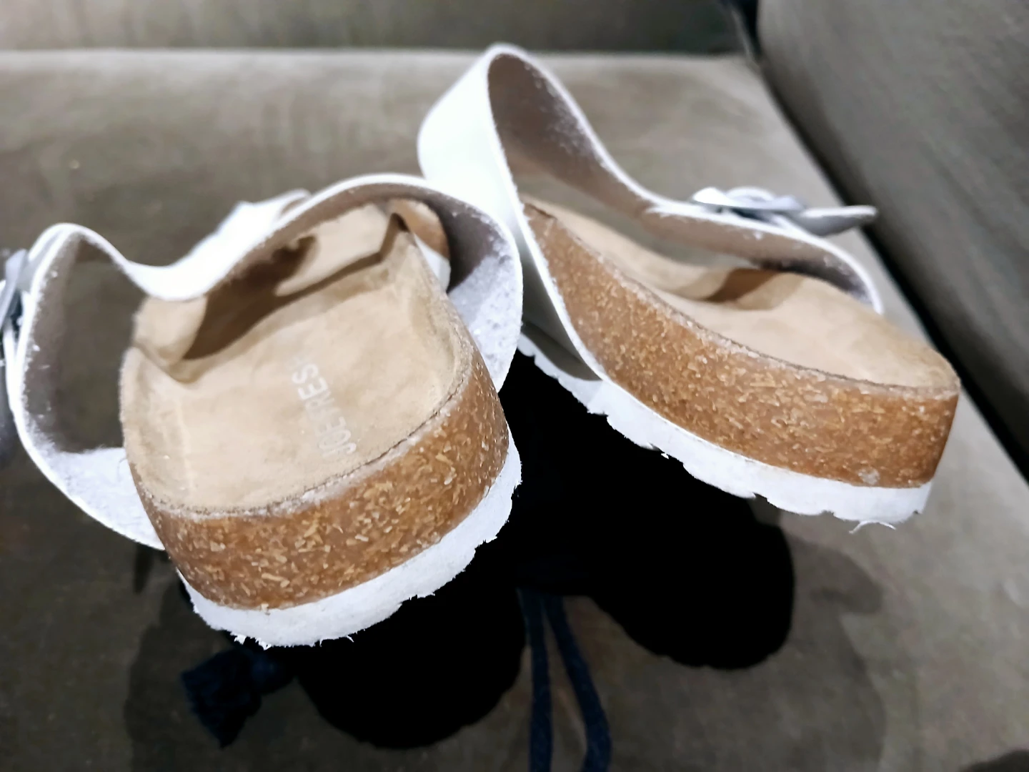 Women Size 8 Joe Fresh White Sandals - photo 3