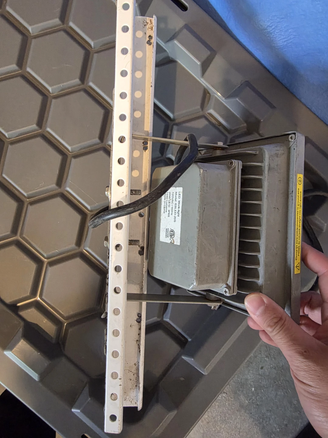 LED Flood Light Fixture - photo 2