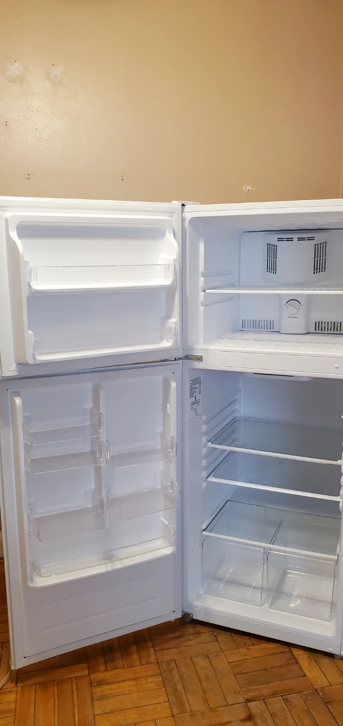 White MC Commercial Refrigerator MPE12FGKBWW - 326 Litres - photo 3