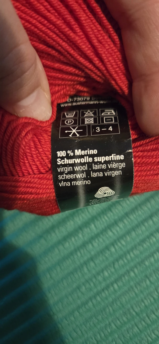 Merino 160 Wool Yarn - Red - photo 5
