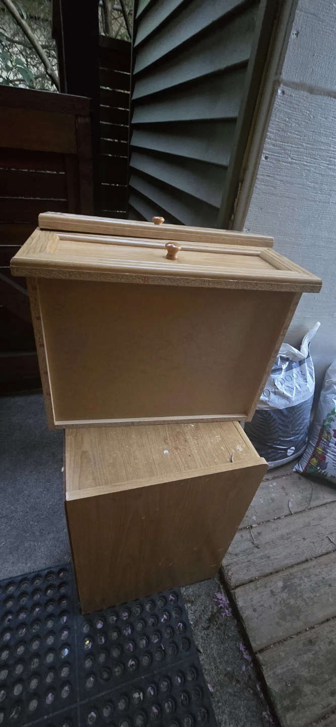 Wooden Side Table - photo 2
