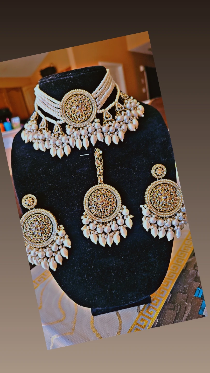 Pearl and Polki Choker Set with Earrings and Tikka - photo 2