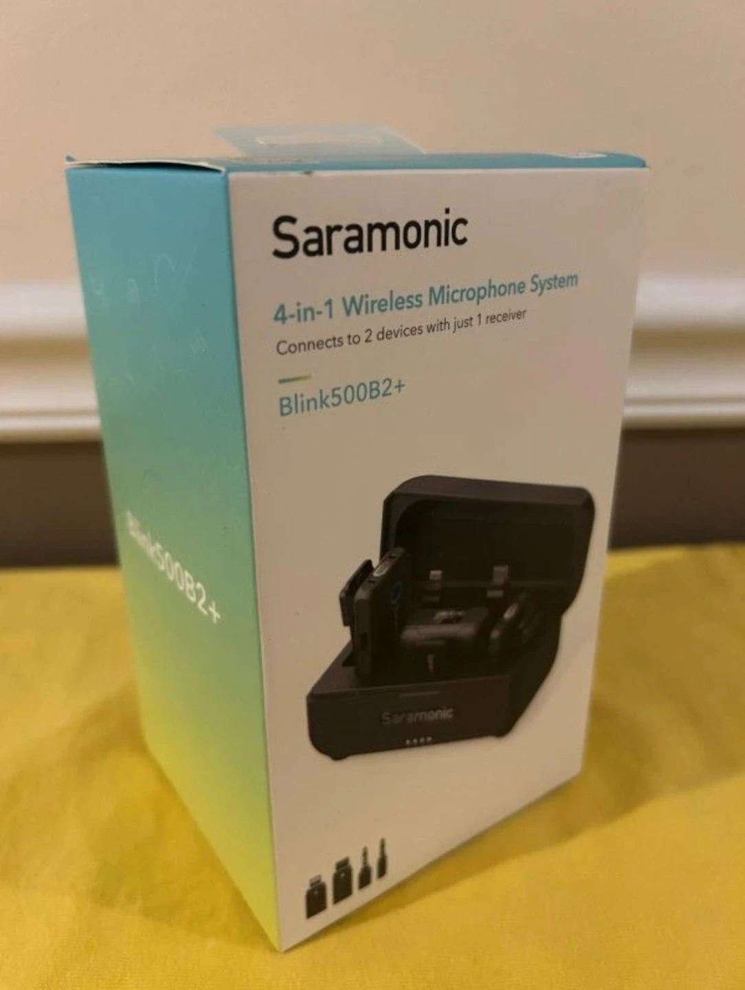 Saramonic Blink500B2+ 4-in-1 Wireless Microphone System - photo 2