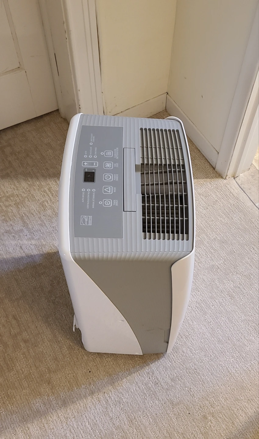 Noma Dehumidifier - Excellent Condition! from Clean Home - photo 4