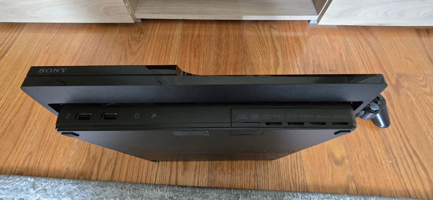 Sony PlayStation 3 Slim / 120GB / PS3 Slim - photo 2