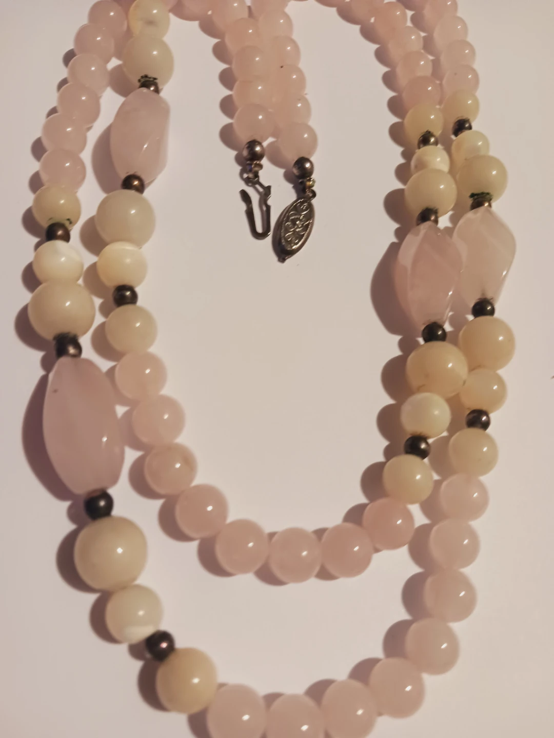 Genuine Rose Quartz &  Mother of Pearl Beaded Necklace - photo 2