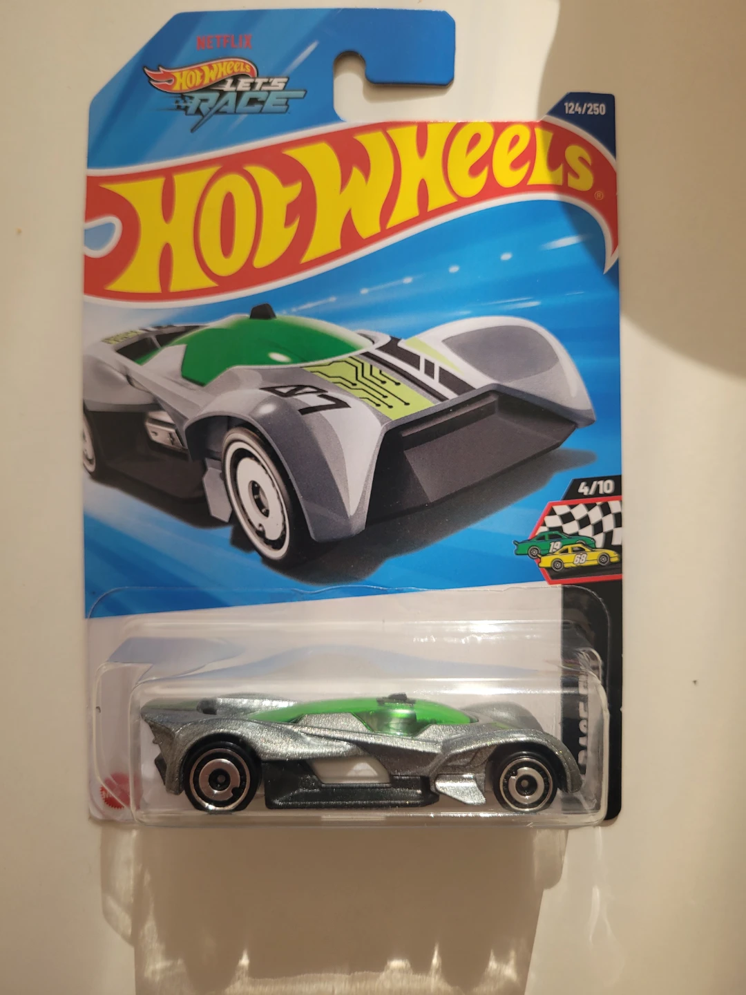 Hot Wheels Let's Race Futurismo