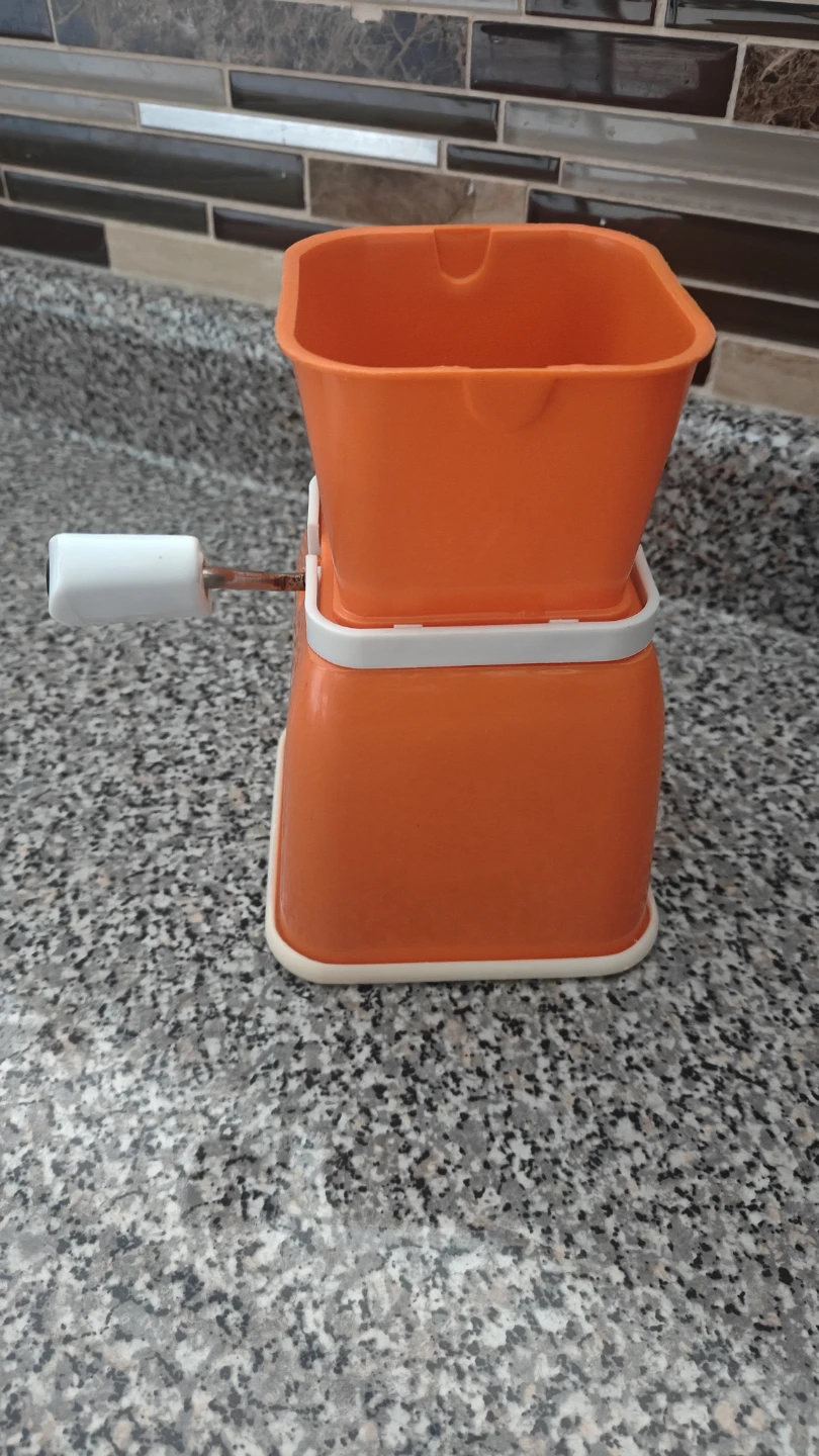 Orange Manual Food Grinder/Shredder - photo 2