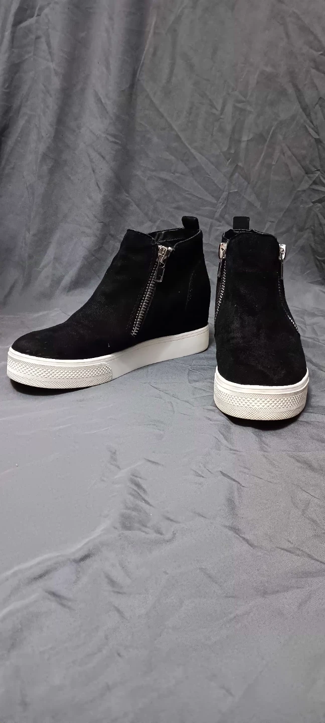 Steve Madden Widget Black Wedge Sneakers - Size 7.5M - photo 2