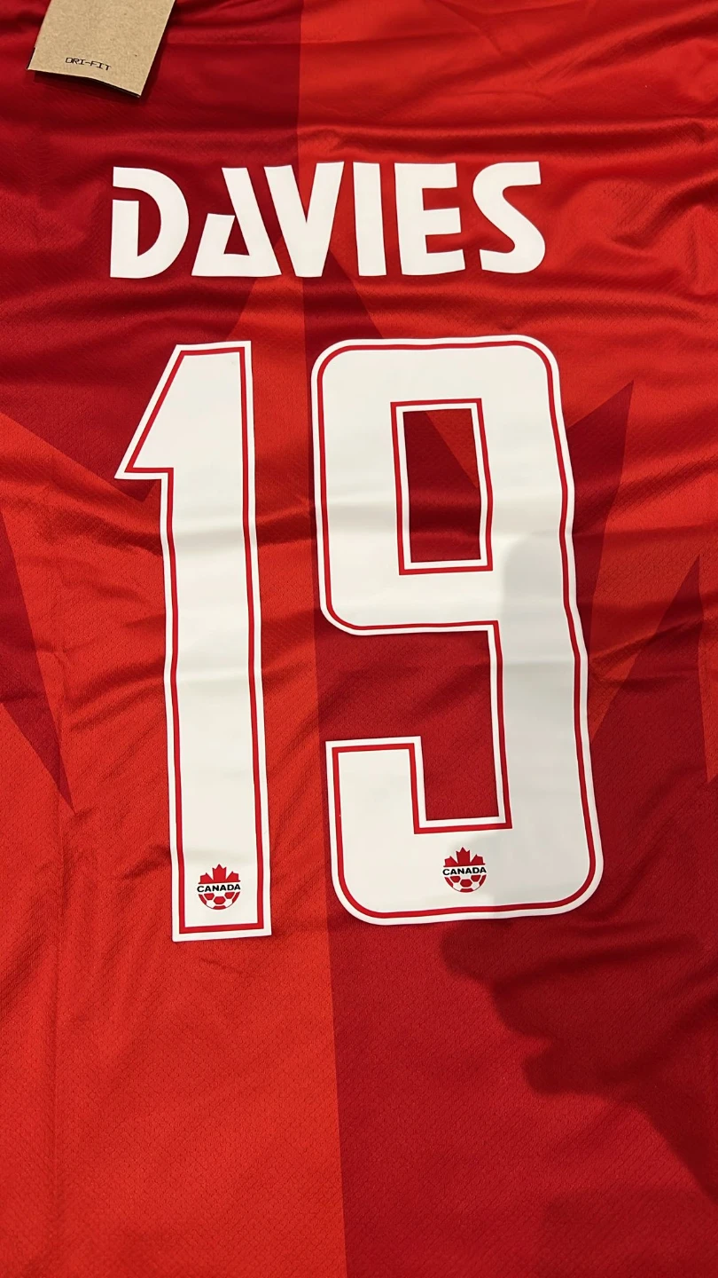 Canada Soccer Jersey Davies #19 Nike - photo 3