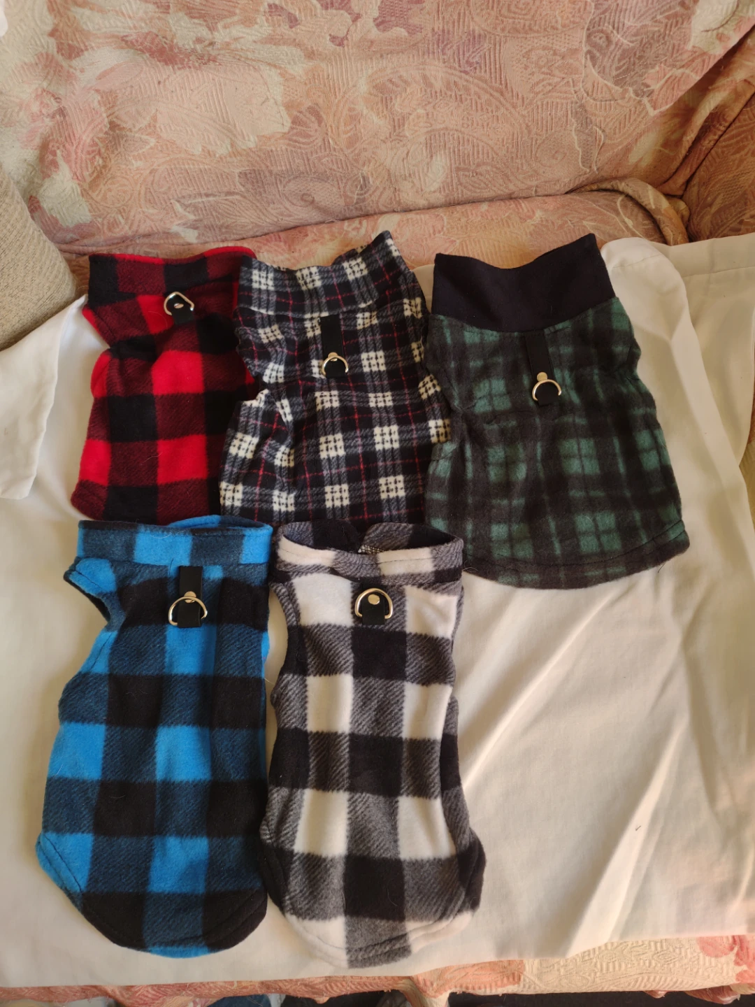 Small pet clothes