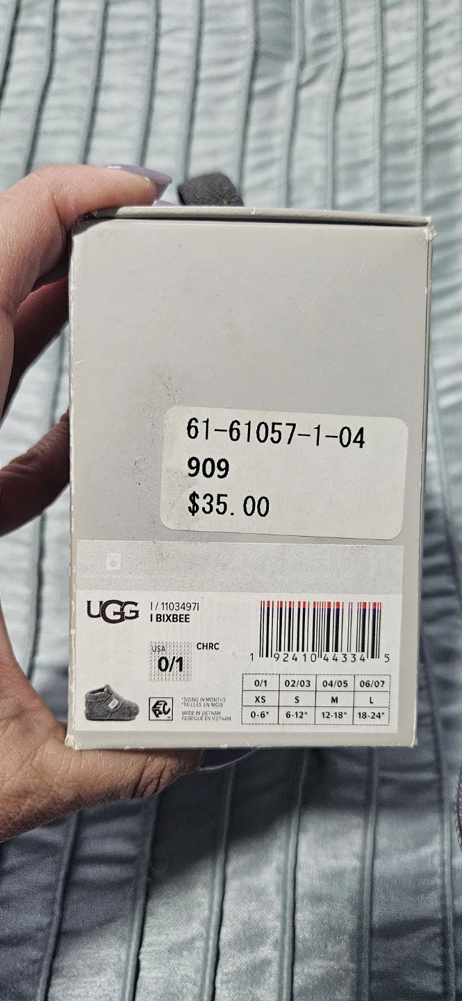 UGG Bixbee Baby Boots. Size L, 6/7months - photo 5