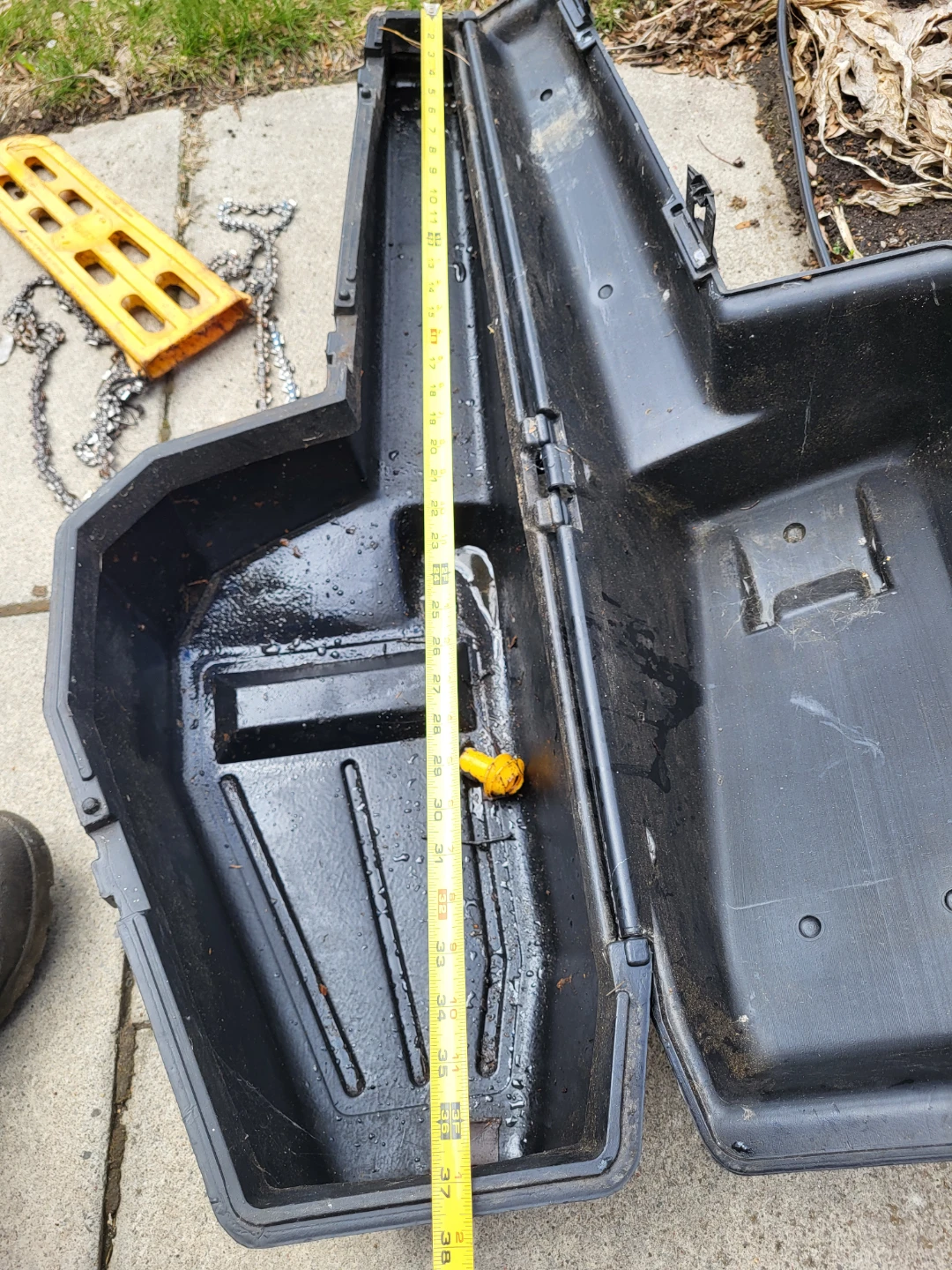 Husqvarna Chainsaw Case with Chains - photo 5