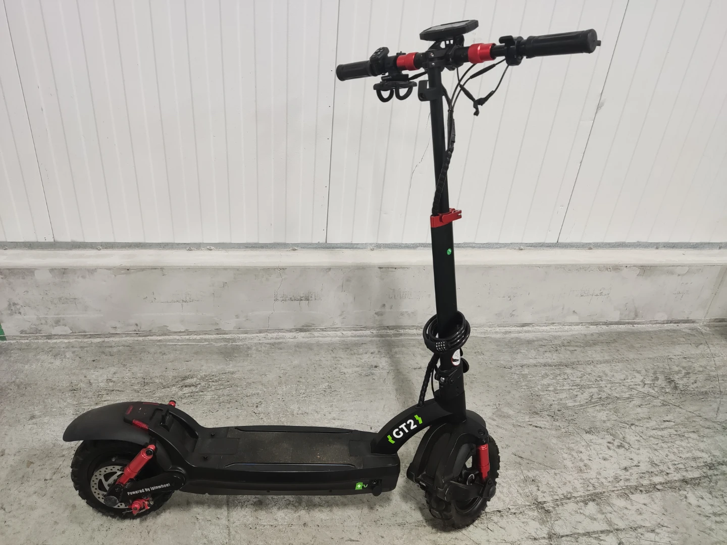 Issinwheel scooter gt2 great condition 99%
