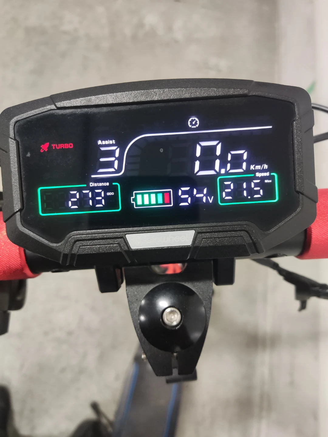 Issinwheel scooter gt2 great condition 99% - photo 4