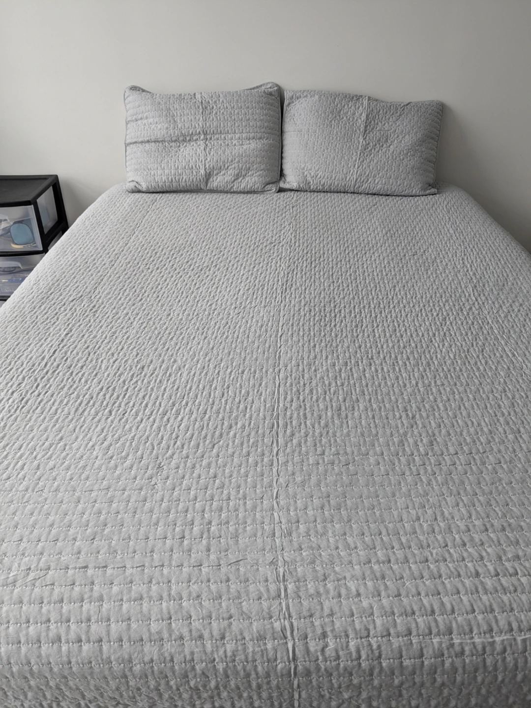 Free - Queen comforter set