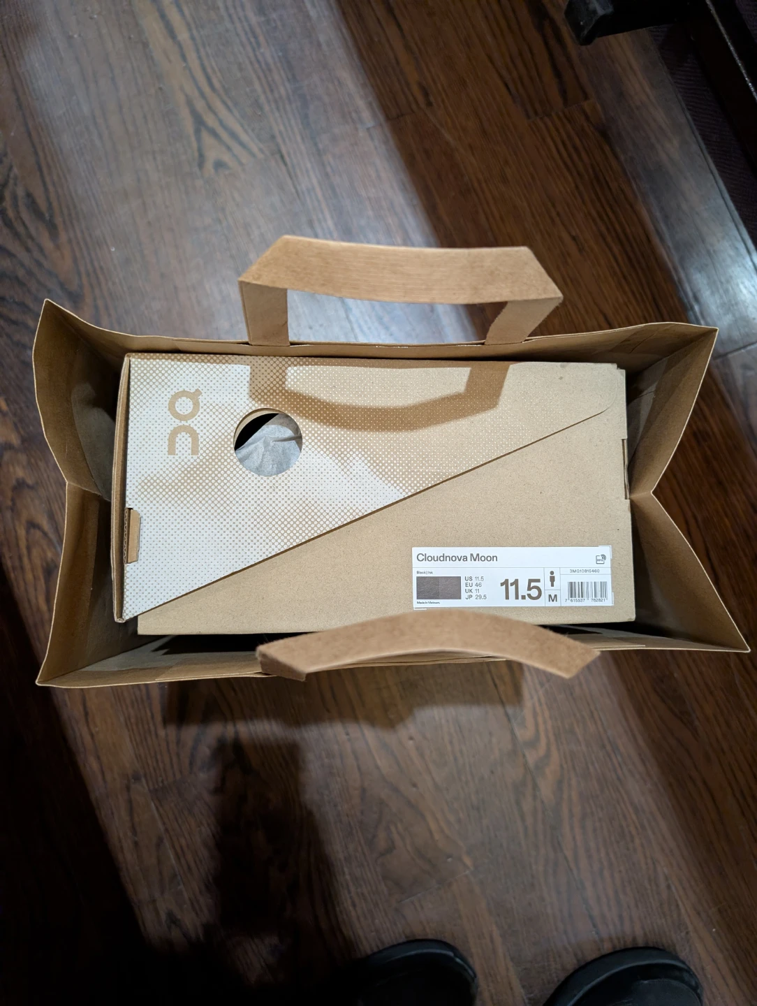 On Cloud Empty Shoe Box and Paper Bag for storage and resellers - photo 3