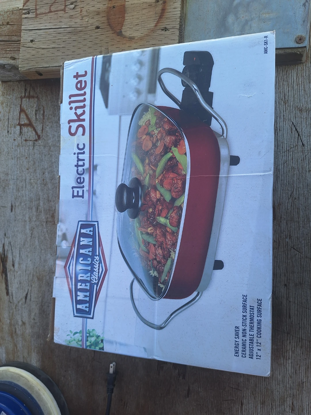 Americana Classics Electric Skillet