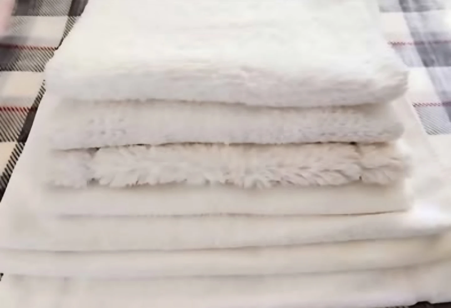 BATHROOM RUGS