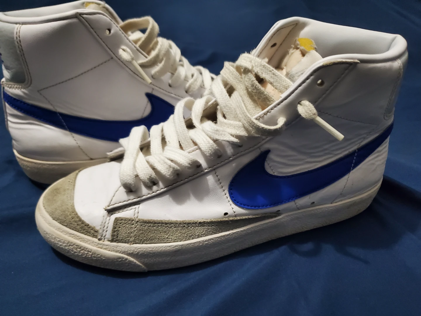 Nike Blazer Mid '77 High Top Sneakers