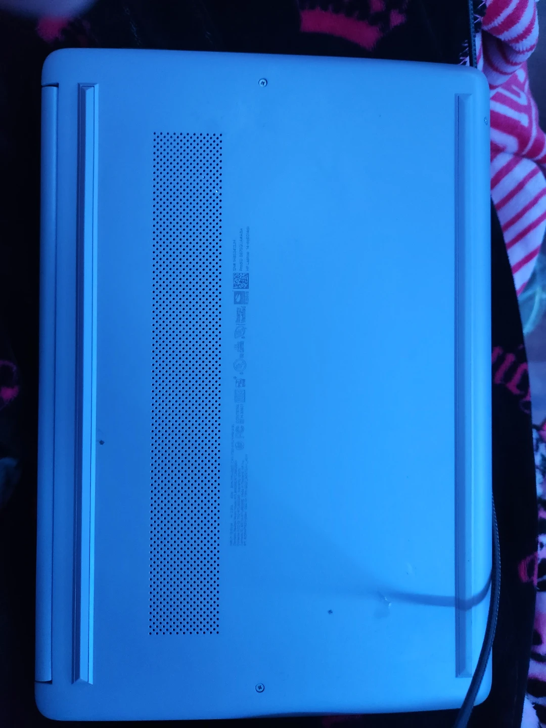 HP Laptop - photo 2