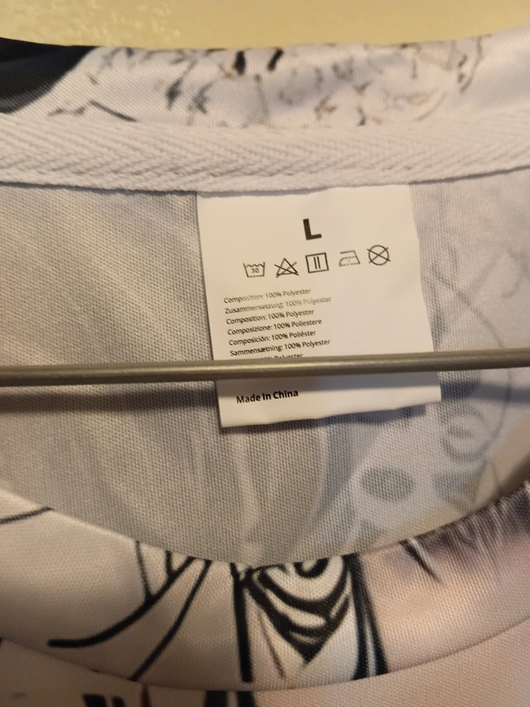Long Sleeve Geisha Print T-Shirt - Size L brand new - photo 3