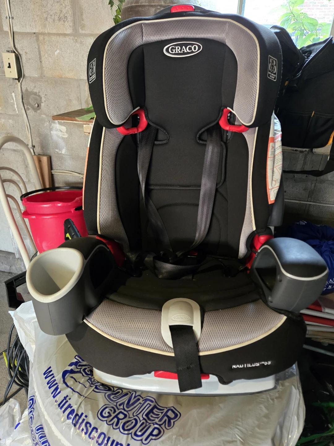 Graco Nautilus 65 Convertible Car Seat