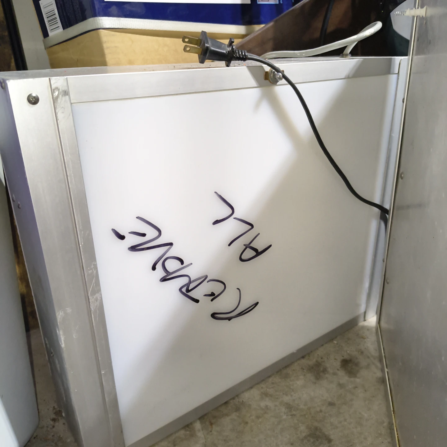 Light Box Frame with Wire Shelves - photo 2
