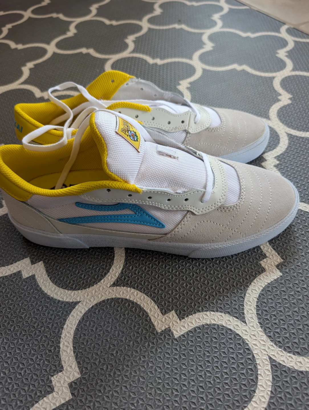 Lakai x Pacifico Cambridge white and cyan suede skate shoes. - photo 2