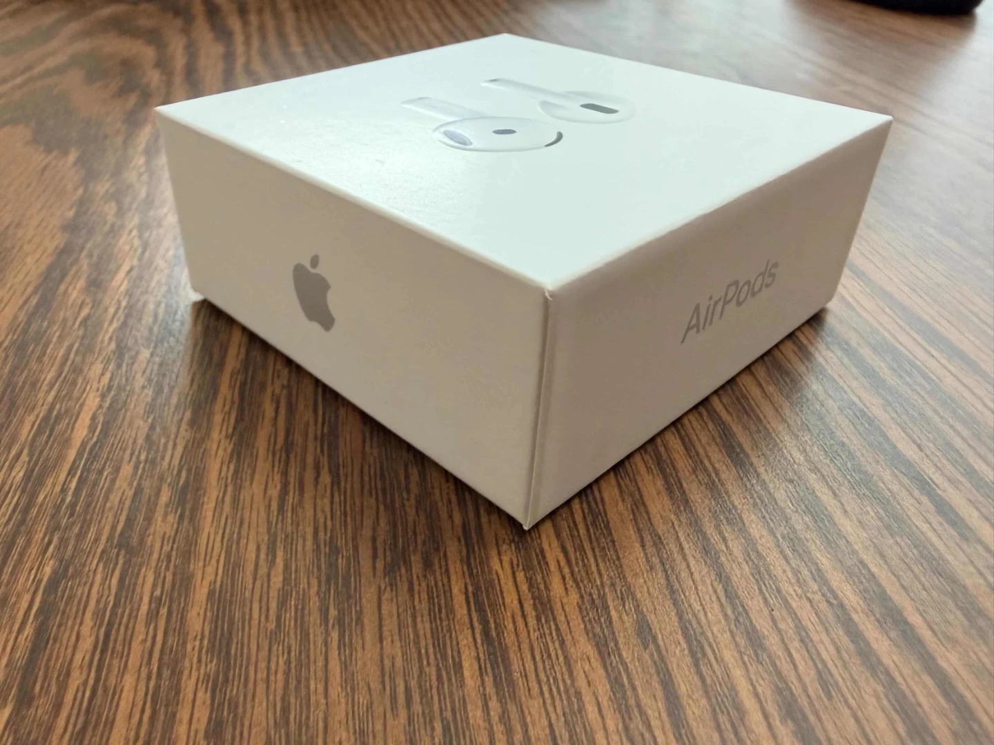 Brand New Sealed Apple AirPods 4 - photo 2