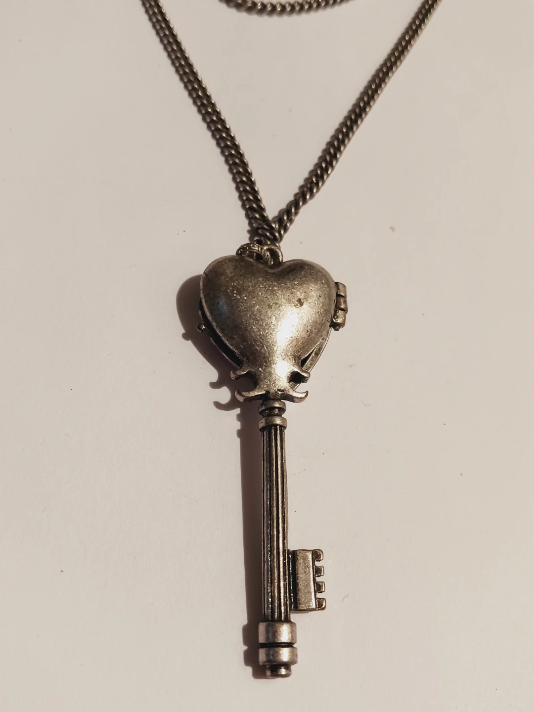 Silver Tone Heart Locket Key Pendant Necklace - photo 3