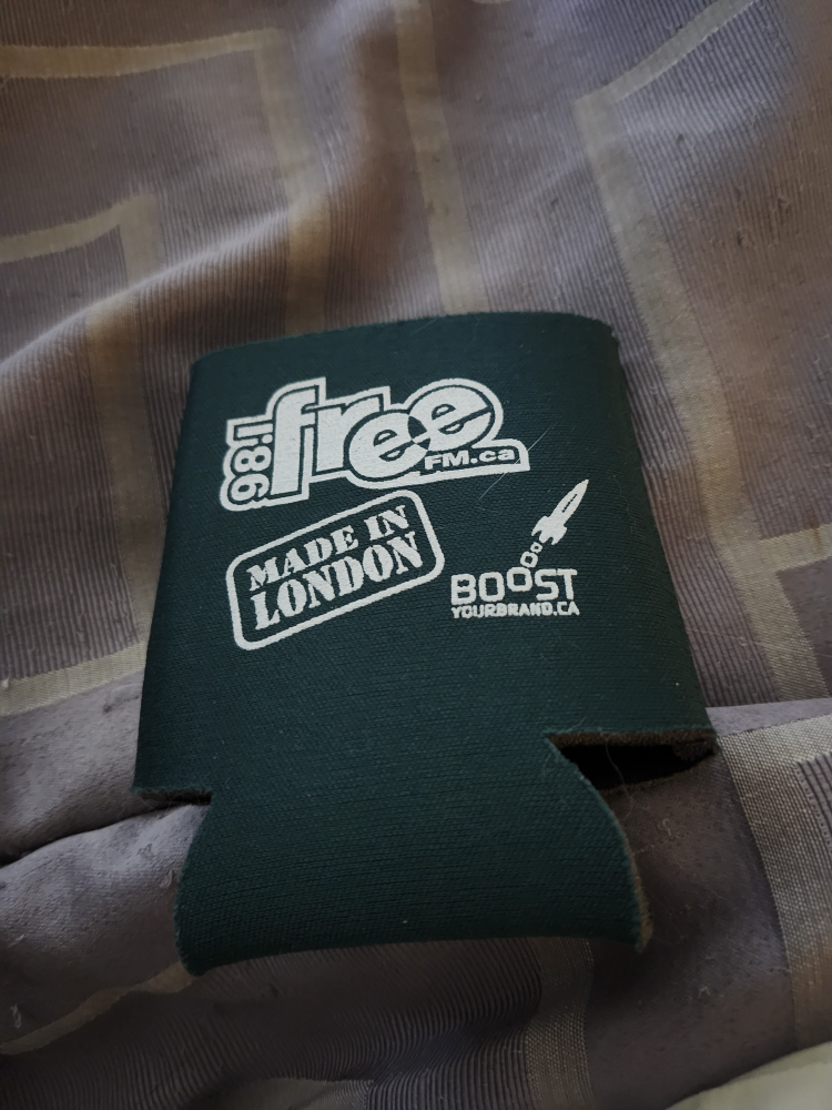 98.1 FREE FM Koozie - Made in London