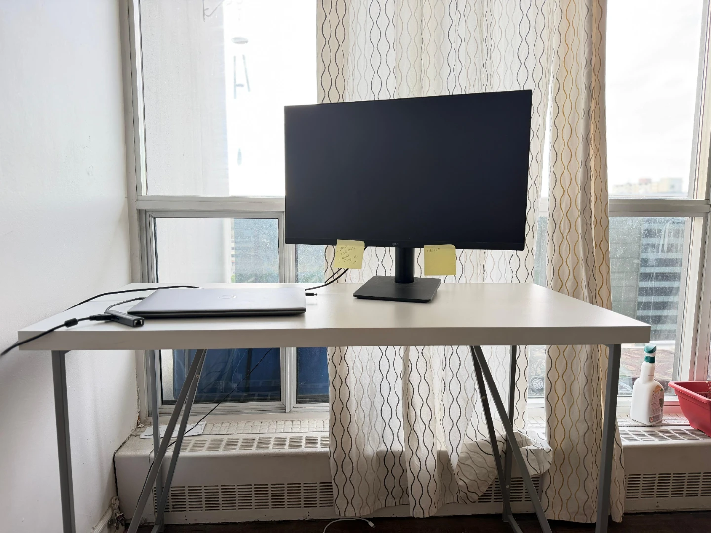 White Metal Frame Desk - photo 3