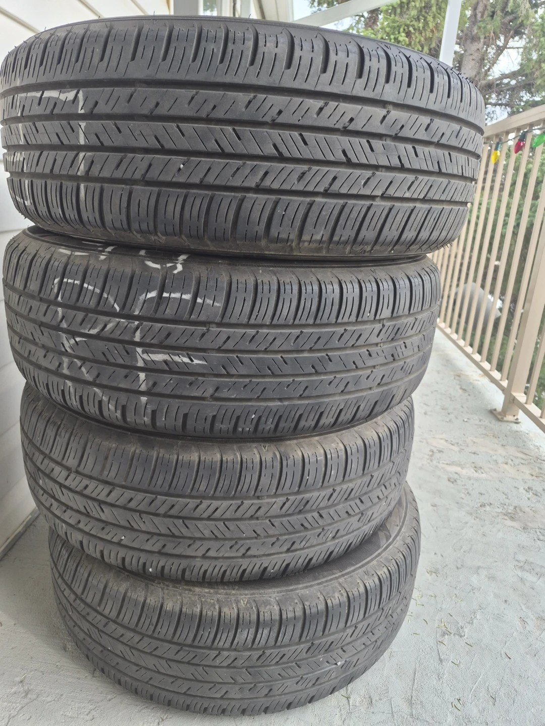 Set of 4 Pininfera SN250 All Season Tires - 215/60R17 - photo 5