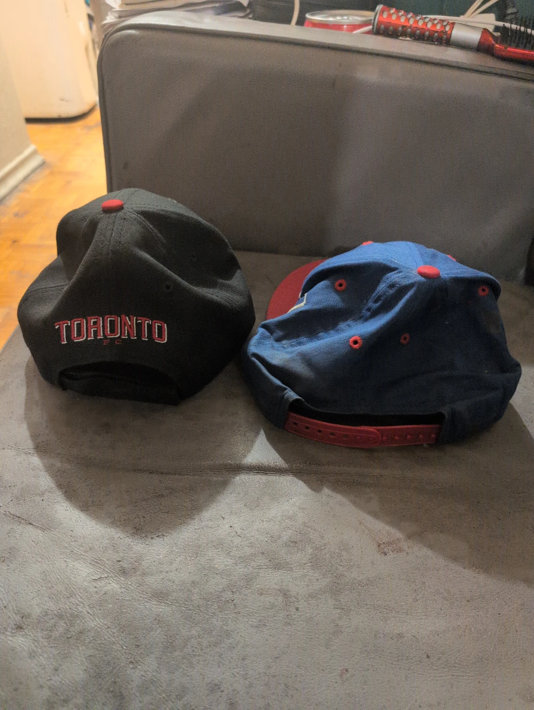 Two Toronto FC Baseball Caps - photo 2