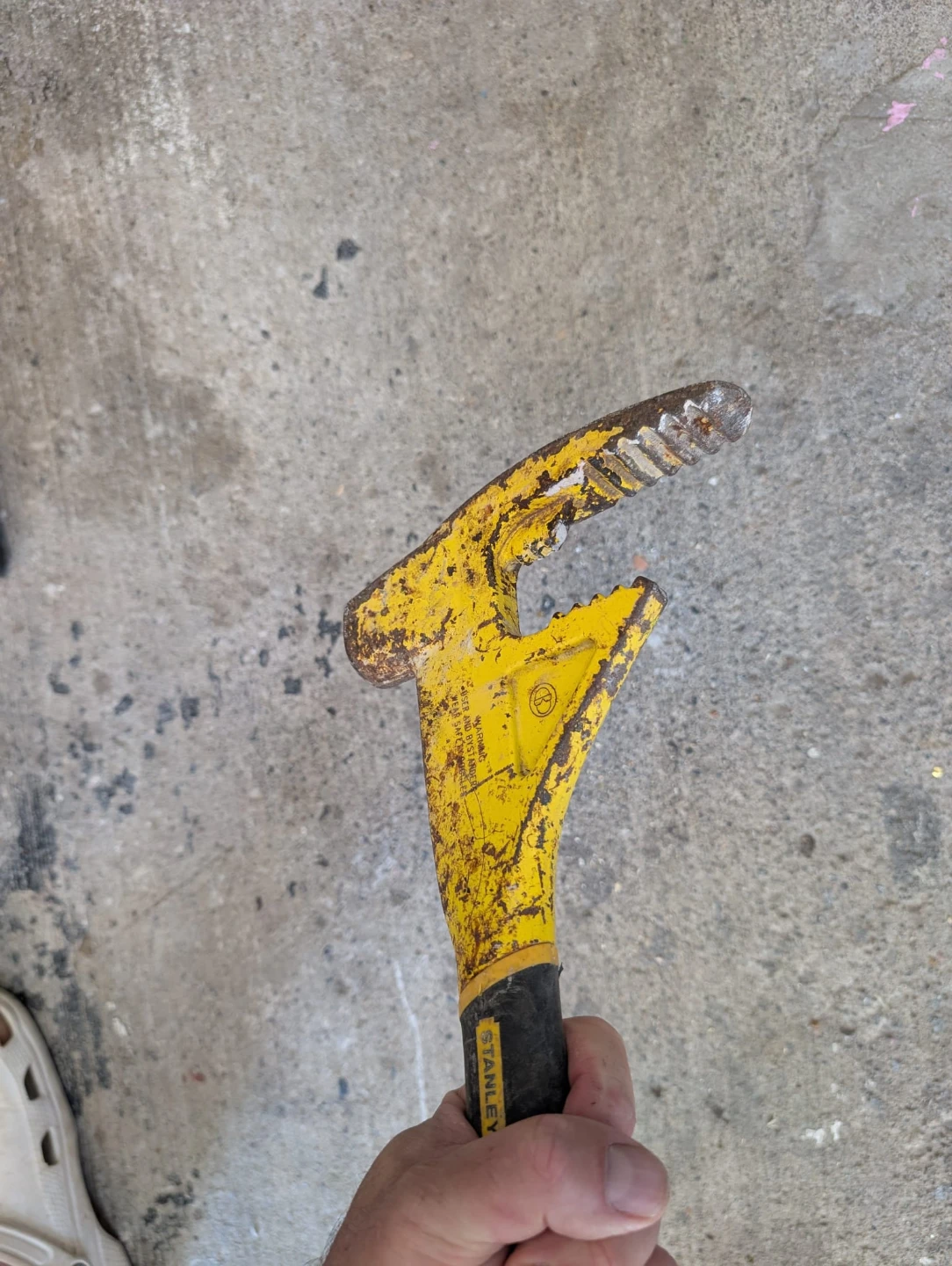 Stanley Yellow "Xtreme" Demolition Tool Utility Bar - photo 3