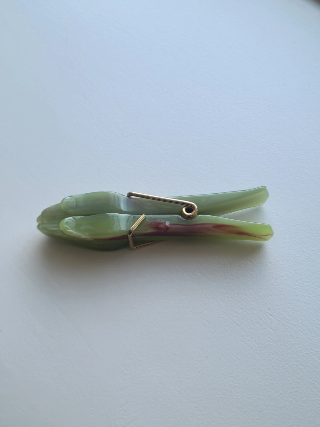 Rare. Vintage Bakelite Praying Hands Paperweight Clip