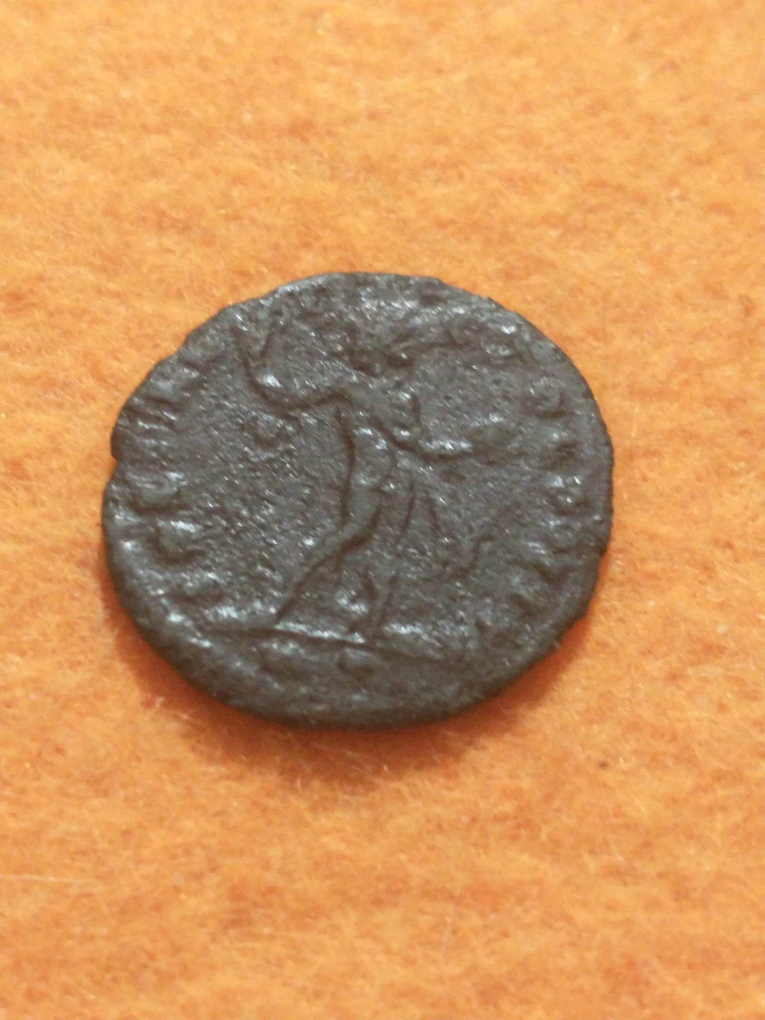 Lovely Ancient Roman coin, circa 3rd century, unattributed