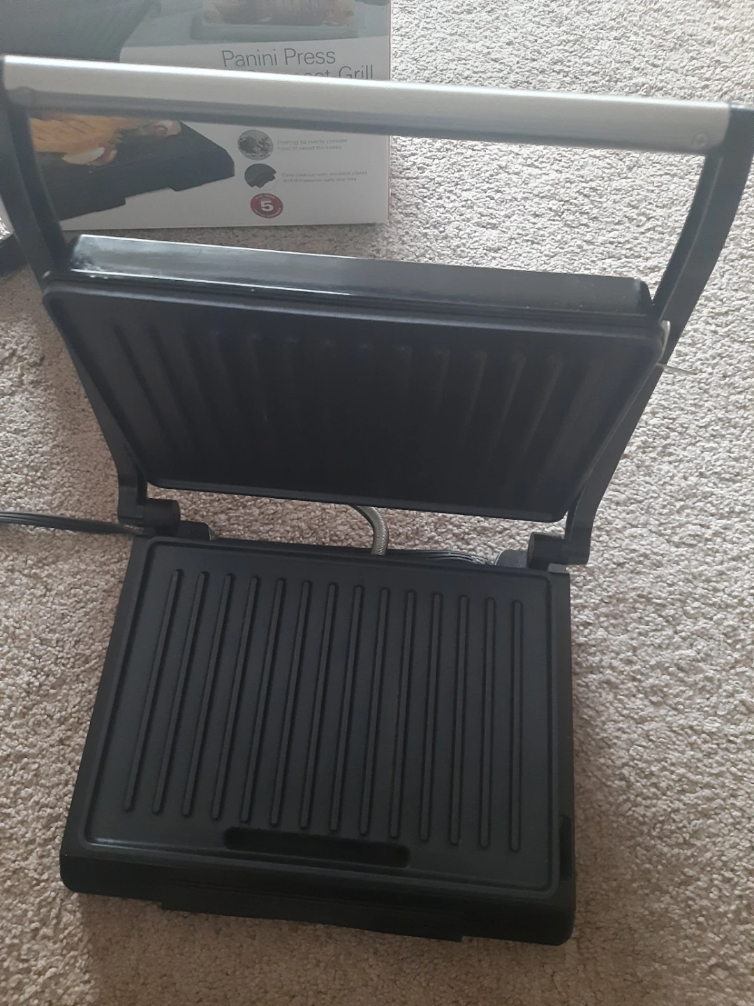 Hamilton Beach Panini Press & Compact Grill - photo 3