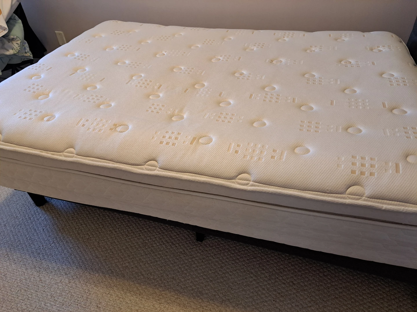 Sealy Double size Mattress - photo 2