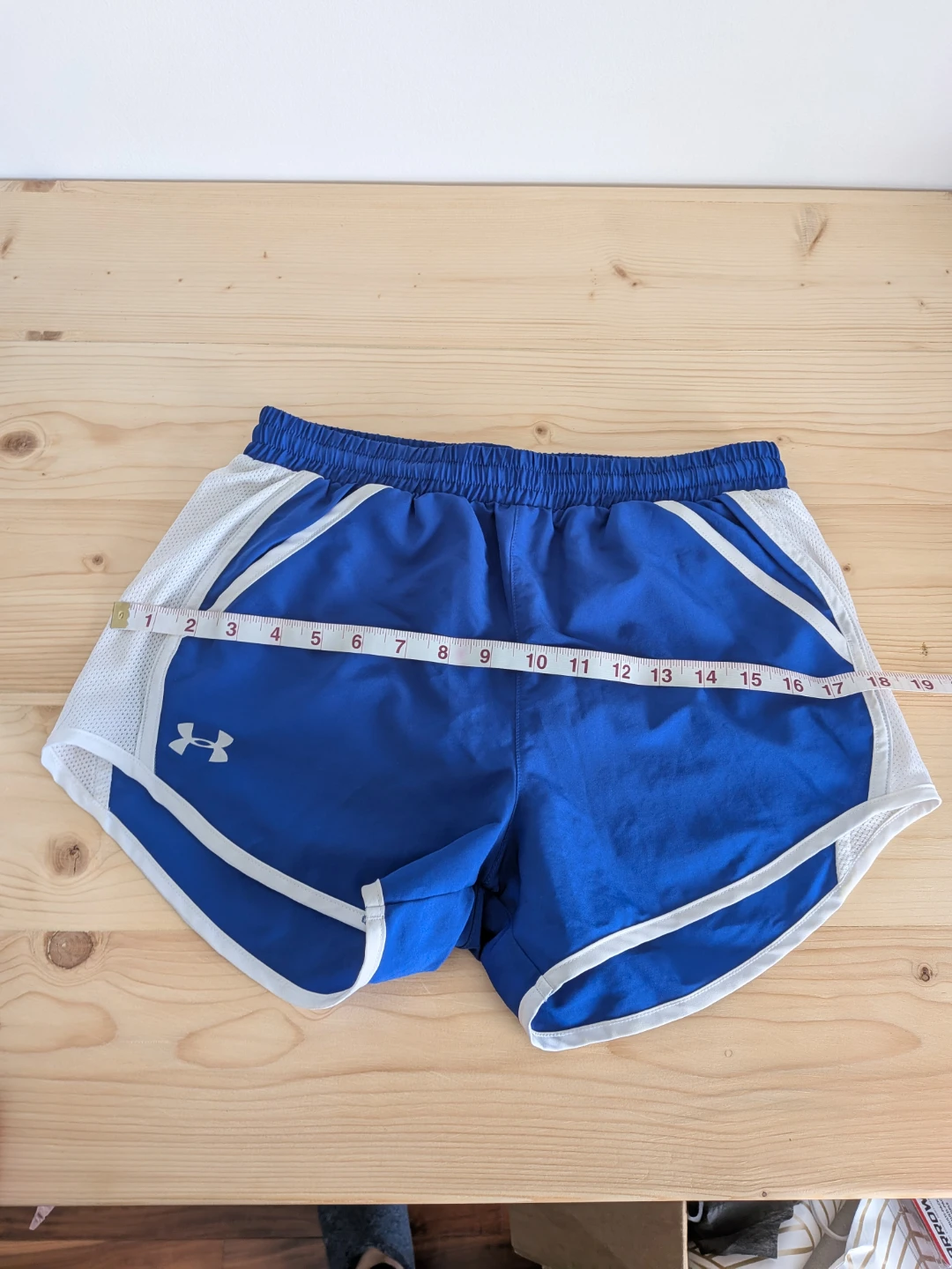 Under Armour Running Shorts - photo 5