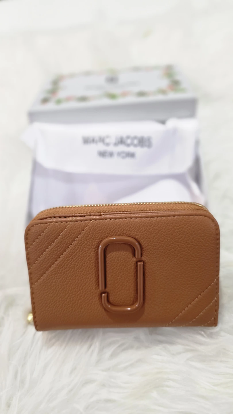 M @ r c J@ c🏀bs Leather Wallet - Brown