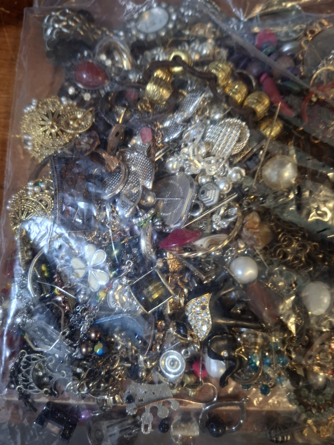 Assorted lot of mixed jewellery. - photo 2