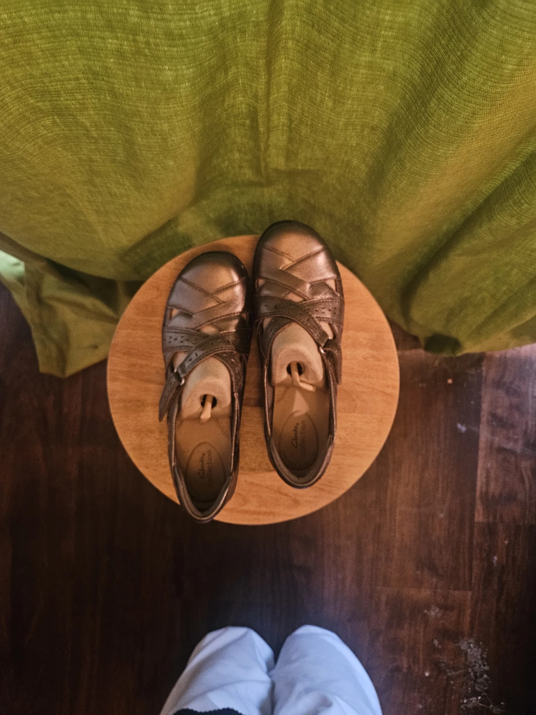 Clarks Bronze Shoes with Ajustable Straps - photo 5