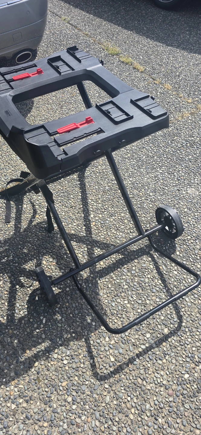 Weber Q series Portable Grill Stand - photo 5