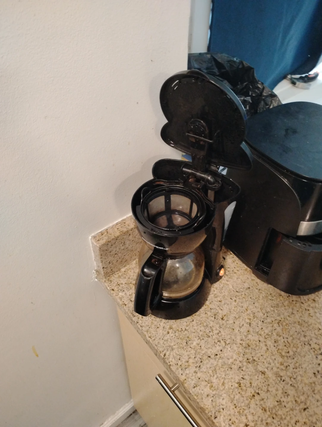 Black Coffee Maker - photo 2