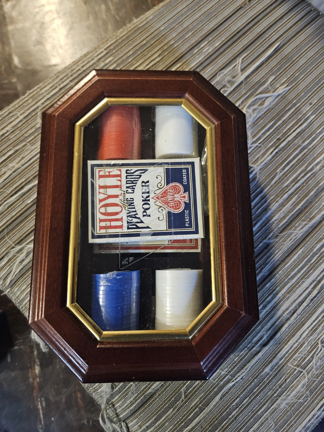 Hoyle Poker Set with Playing Cards and Chips - photo 2