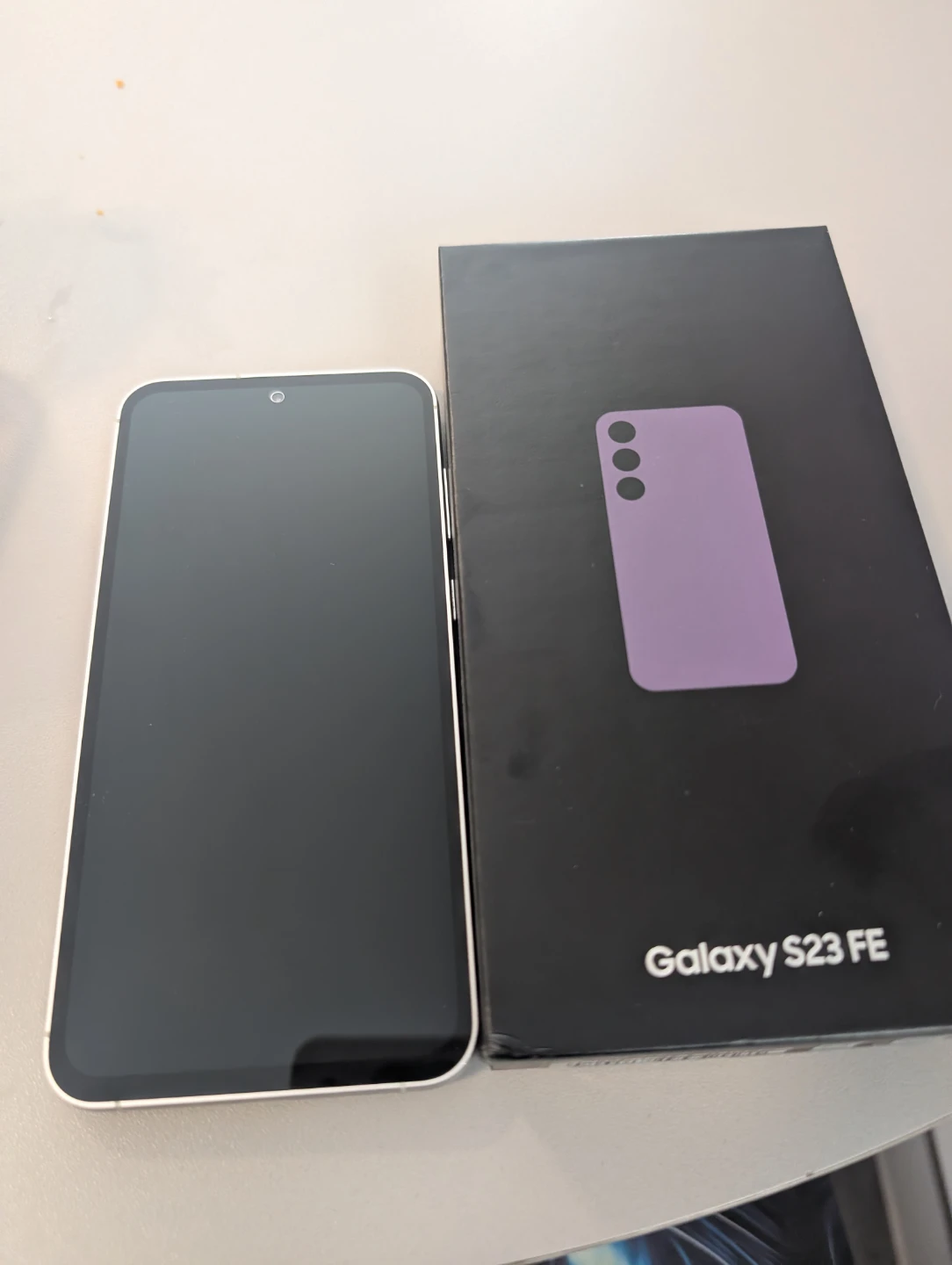 Samsung Galaxy S23 FE Smartphone