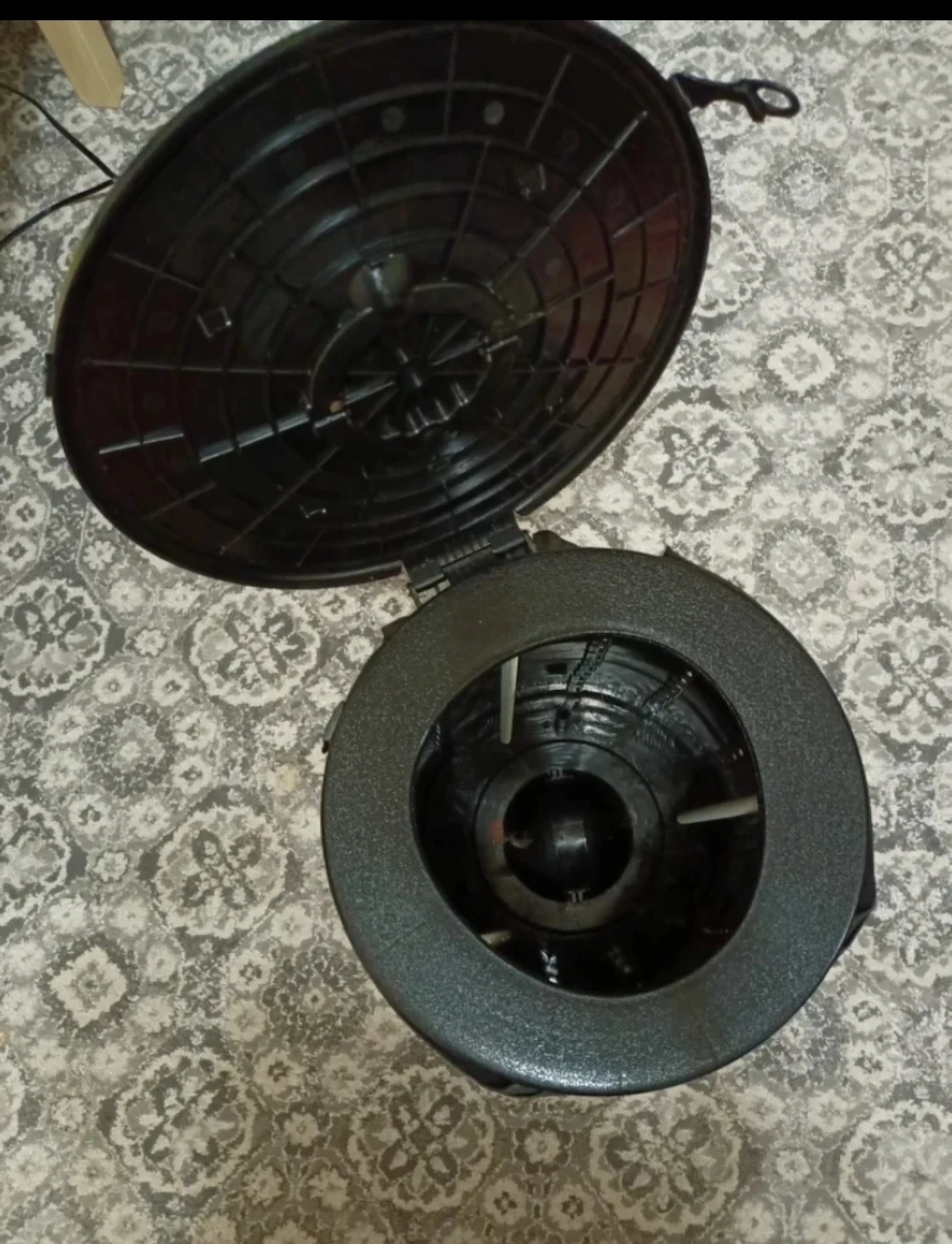 Portable Retractable Stool - photo 2