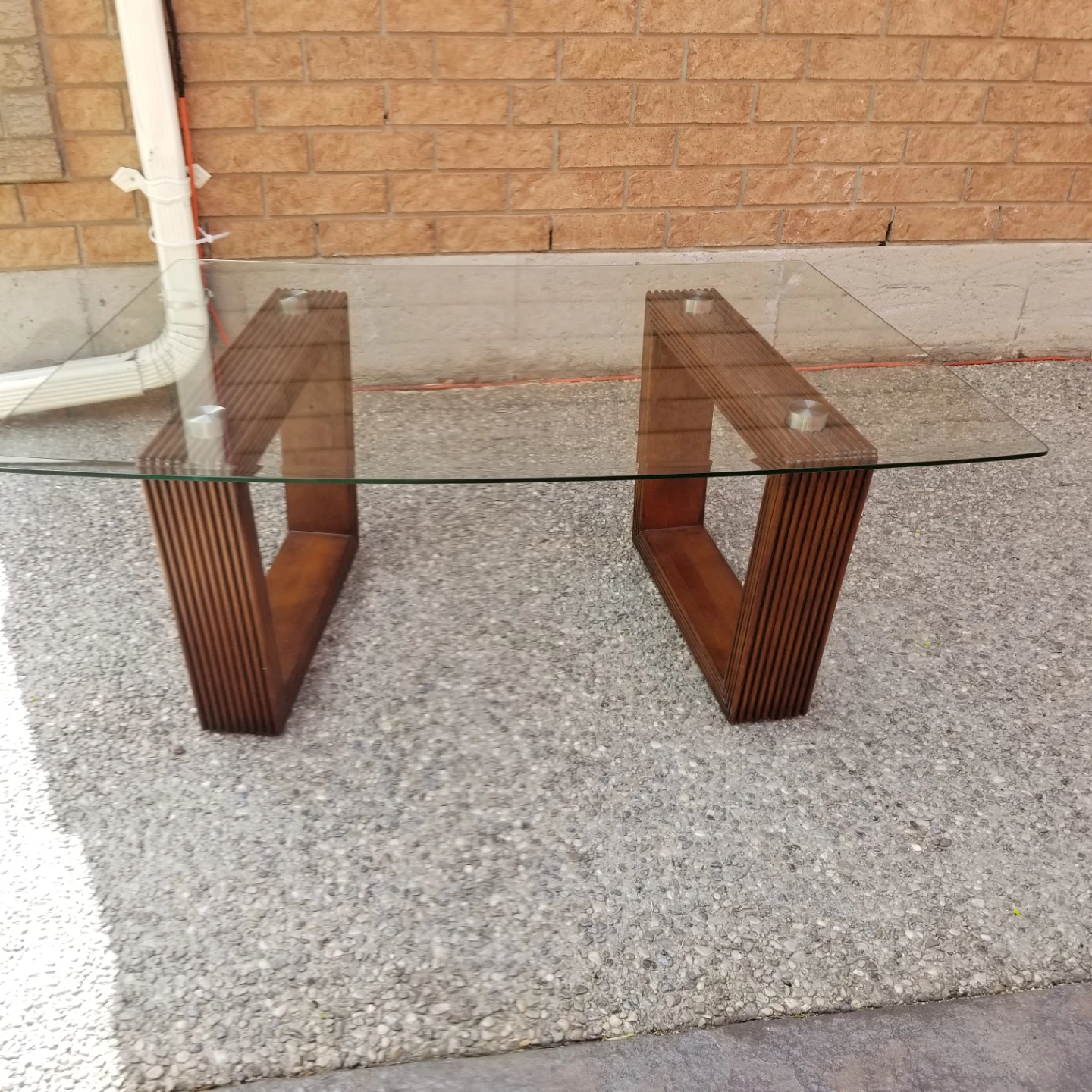 MODERN GLASS COFFEE TABLE - photo 2